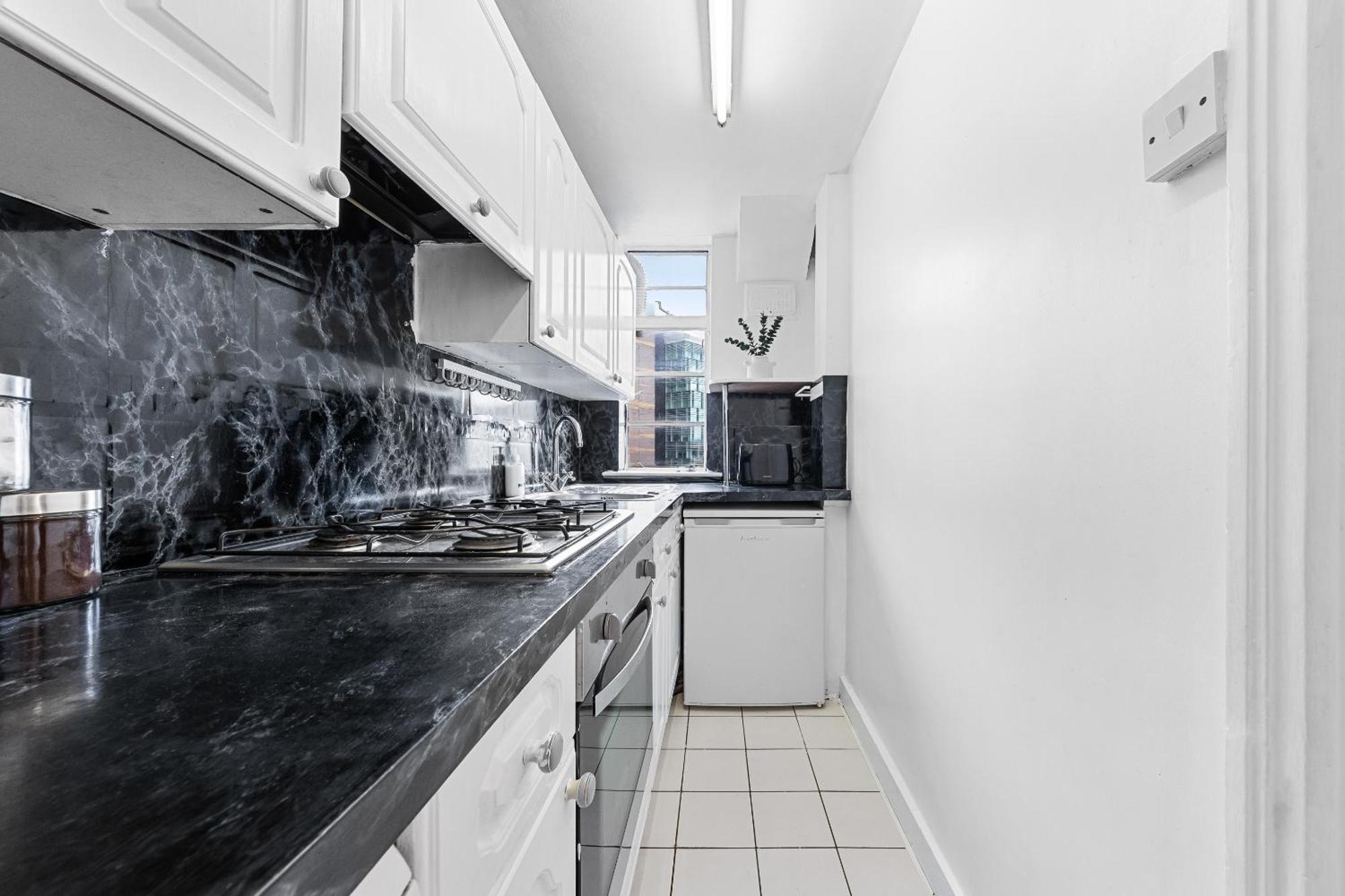 Paddington Station Paradise For Up To 4 Guests! Dream 2 Mins Walk From Station With Extra Double Sofa Bed! Apartamento *