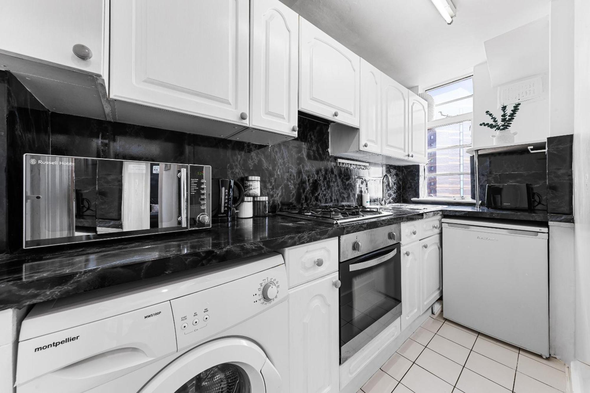 Paddington Station Paradise For Up To 4 Guests! Dream 2 Mins Walk From Station With Extra Double Sofa Bed! Londres